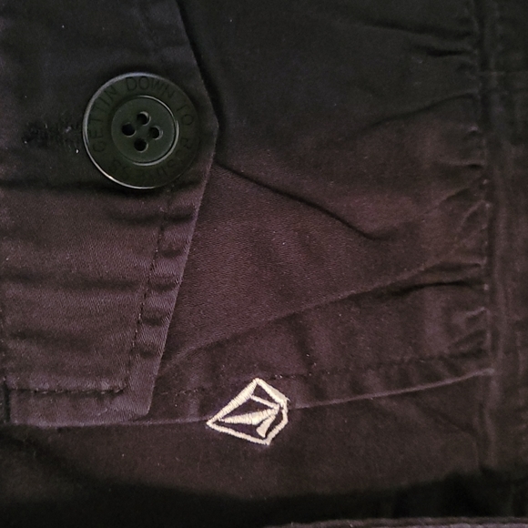 Volcom "Lock n Load" Jacket (XS) - Picture 2 of 6